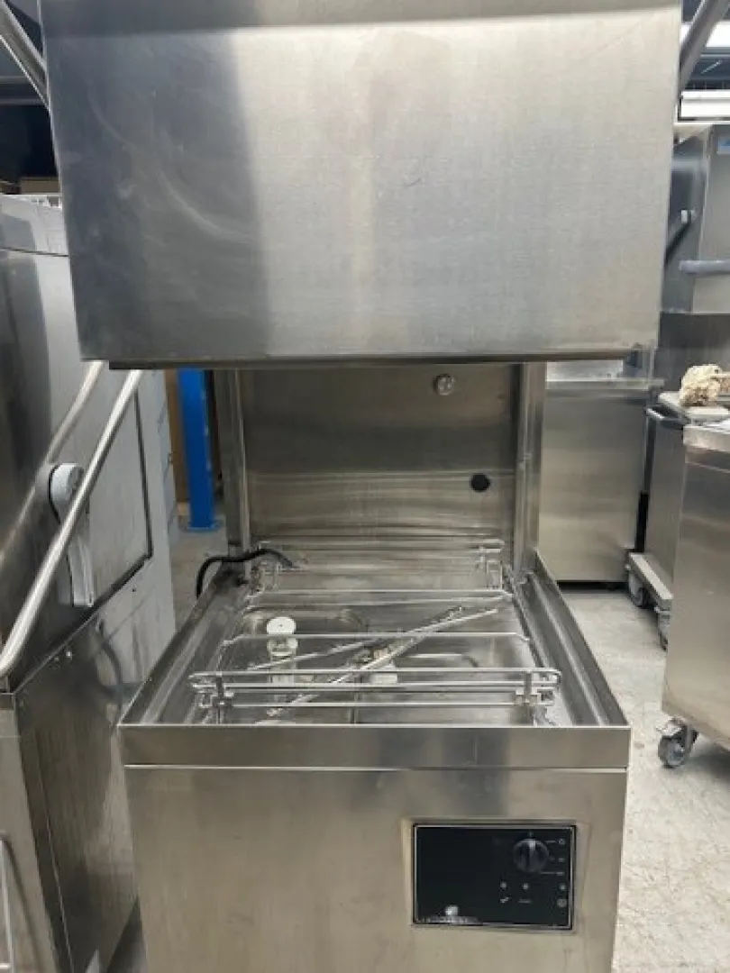 LAVE VAISSELLE A CAPOT FAGOR